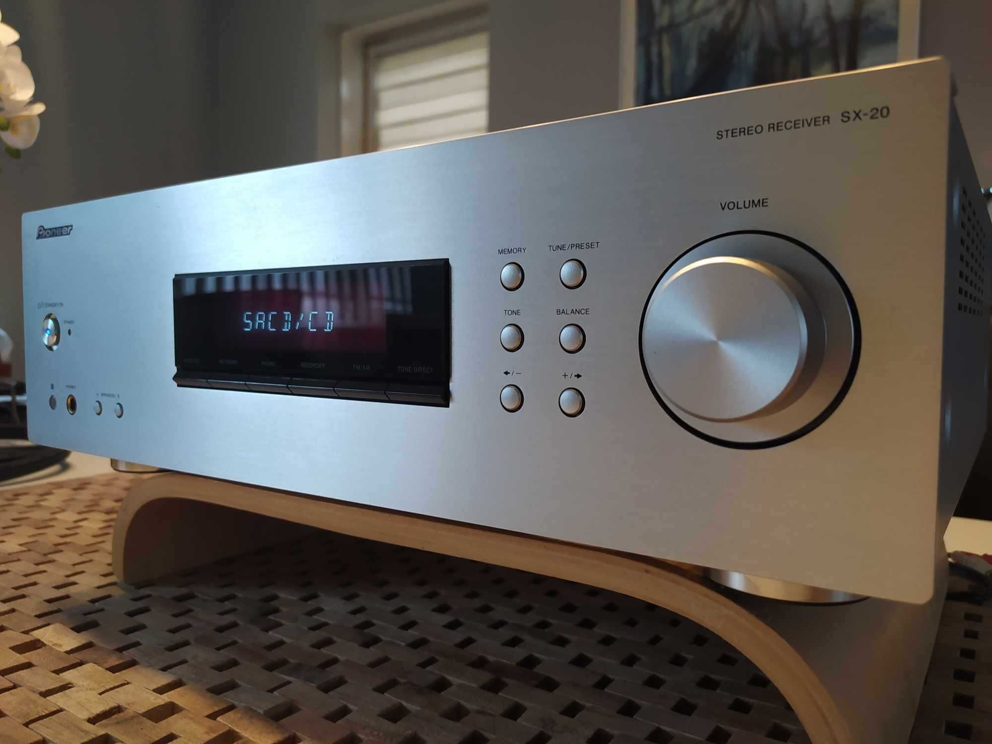 Amplituner Pioneer SX 20  +  Pioneer PD-10AE - Odtwarzacz CD