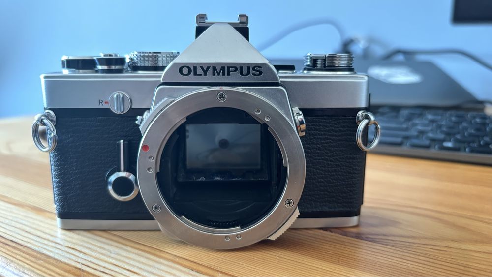 Olympus om-1n aparat analogowy z Japonii