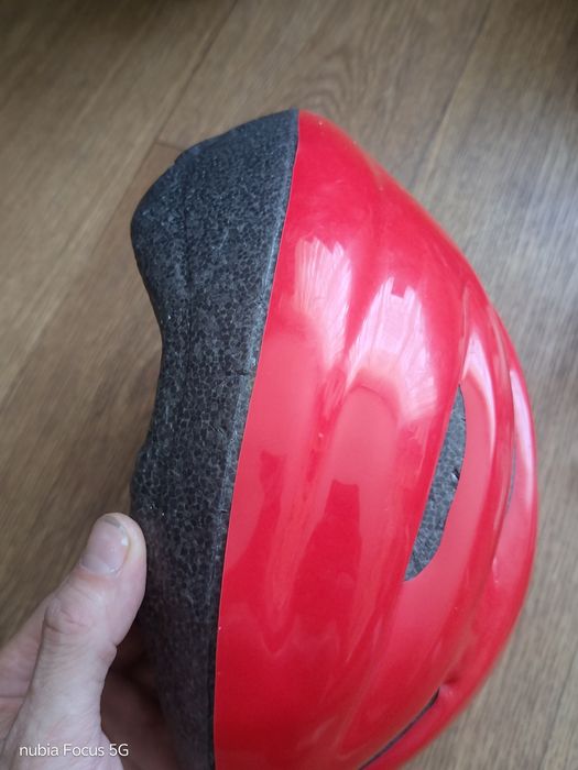 Шлем защітний червоний