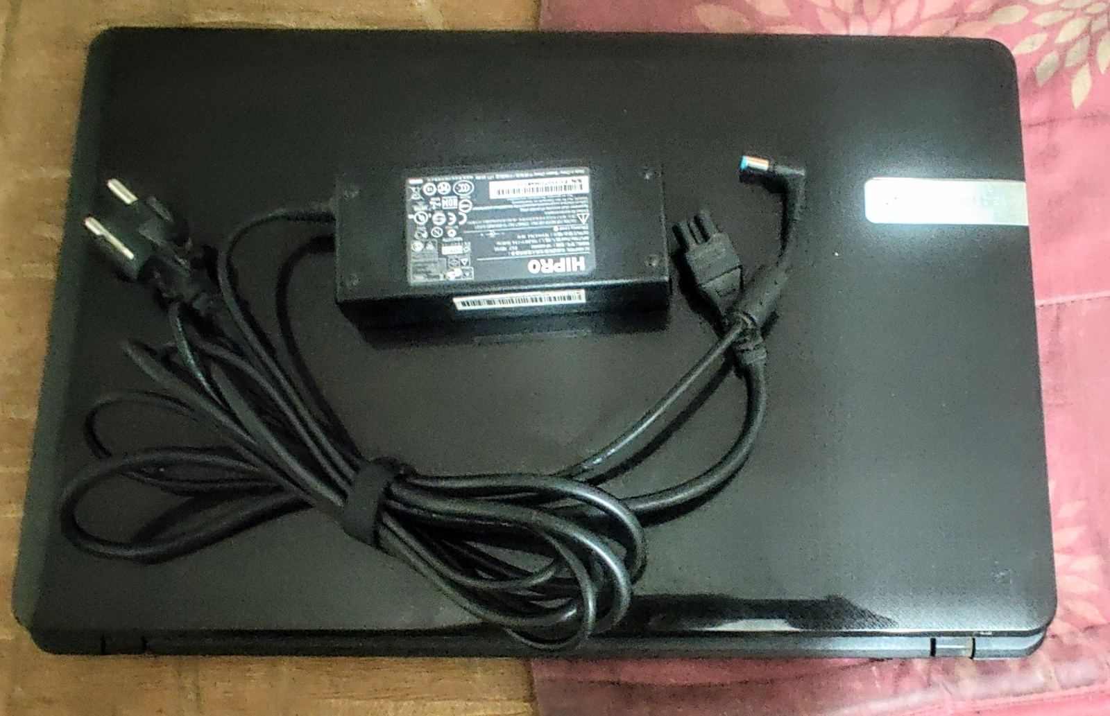 Продам ноут Рackard Bell, p7yso 17 дюймов