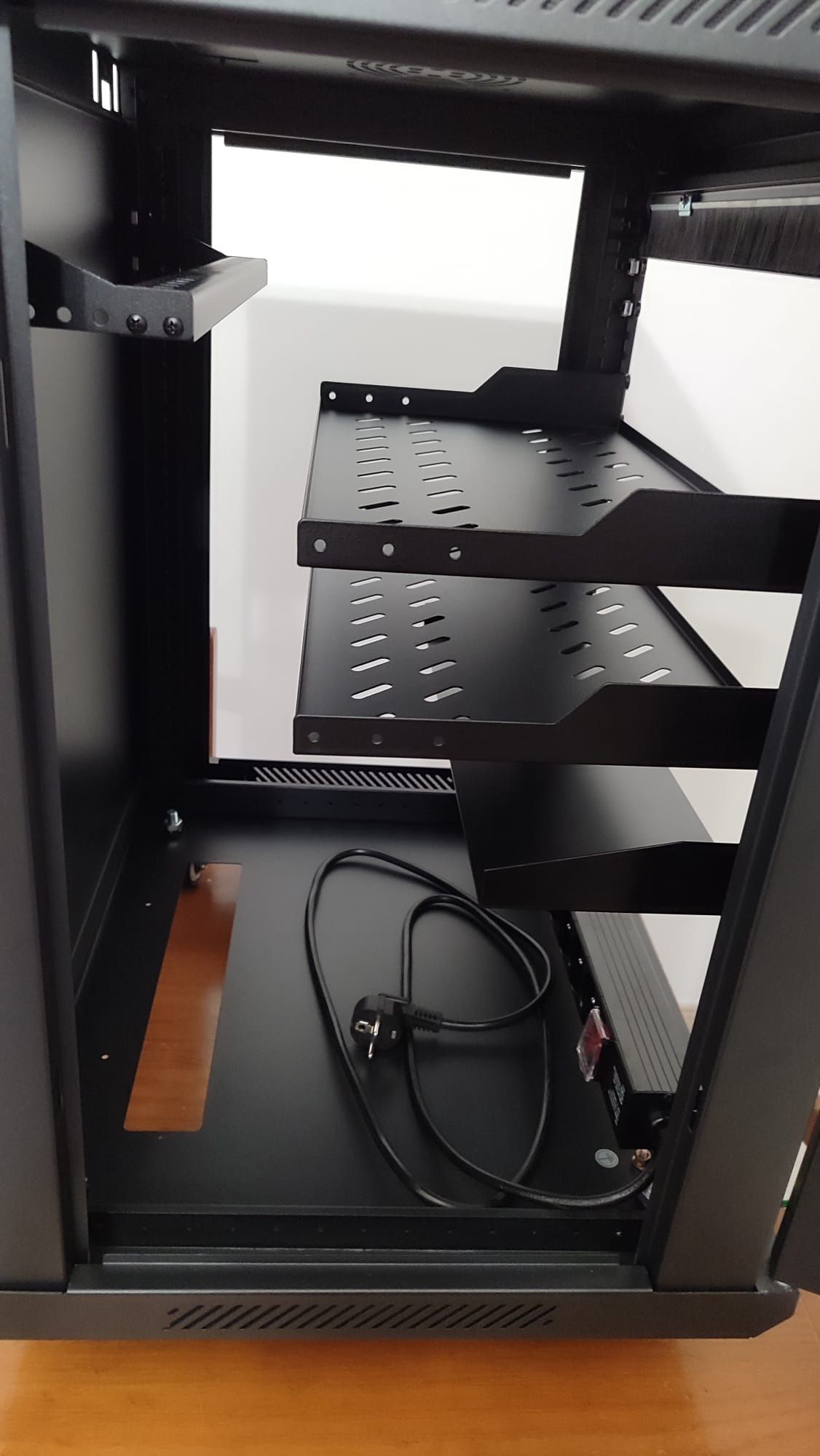 Prateleiras rack + acessórios