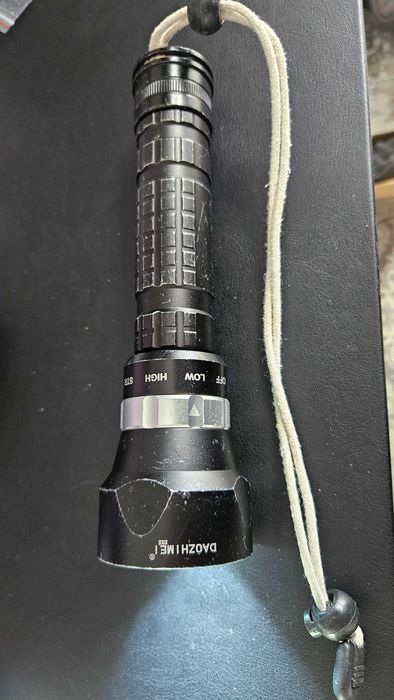 Latarka nurkowa DX5 (5 x CREE) 5000lm - zestaw