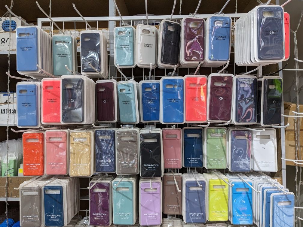 Продам Новий чохол silicone cover на Google Pixel.
