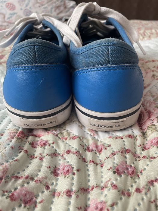 кросівки Adidas 40розмір