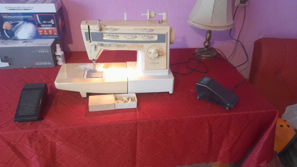 Maszyna do szycia Łucznik finesse 834