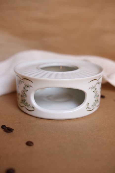 Serwis dla 9 osób z białej porcelany Bavaria Eschenbach