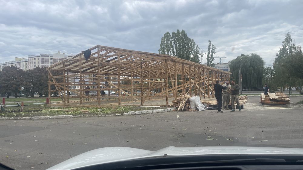 Кровельщик строитель