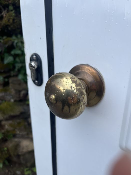 Porta de alumínio 3 trincos