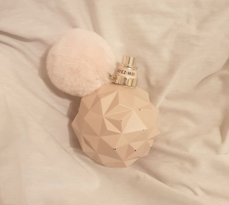 Ariana Grande Sweet like candy