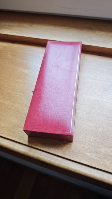 Esferográfica em prata