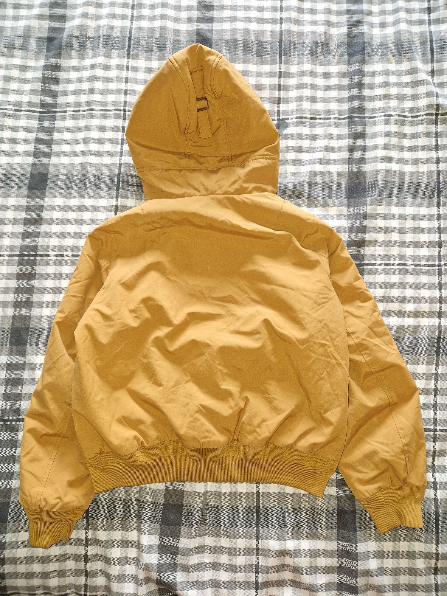 UNIQLO куртка курточка горчичного цвета с капюшоном М