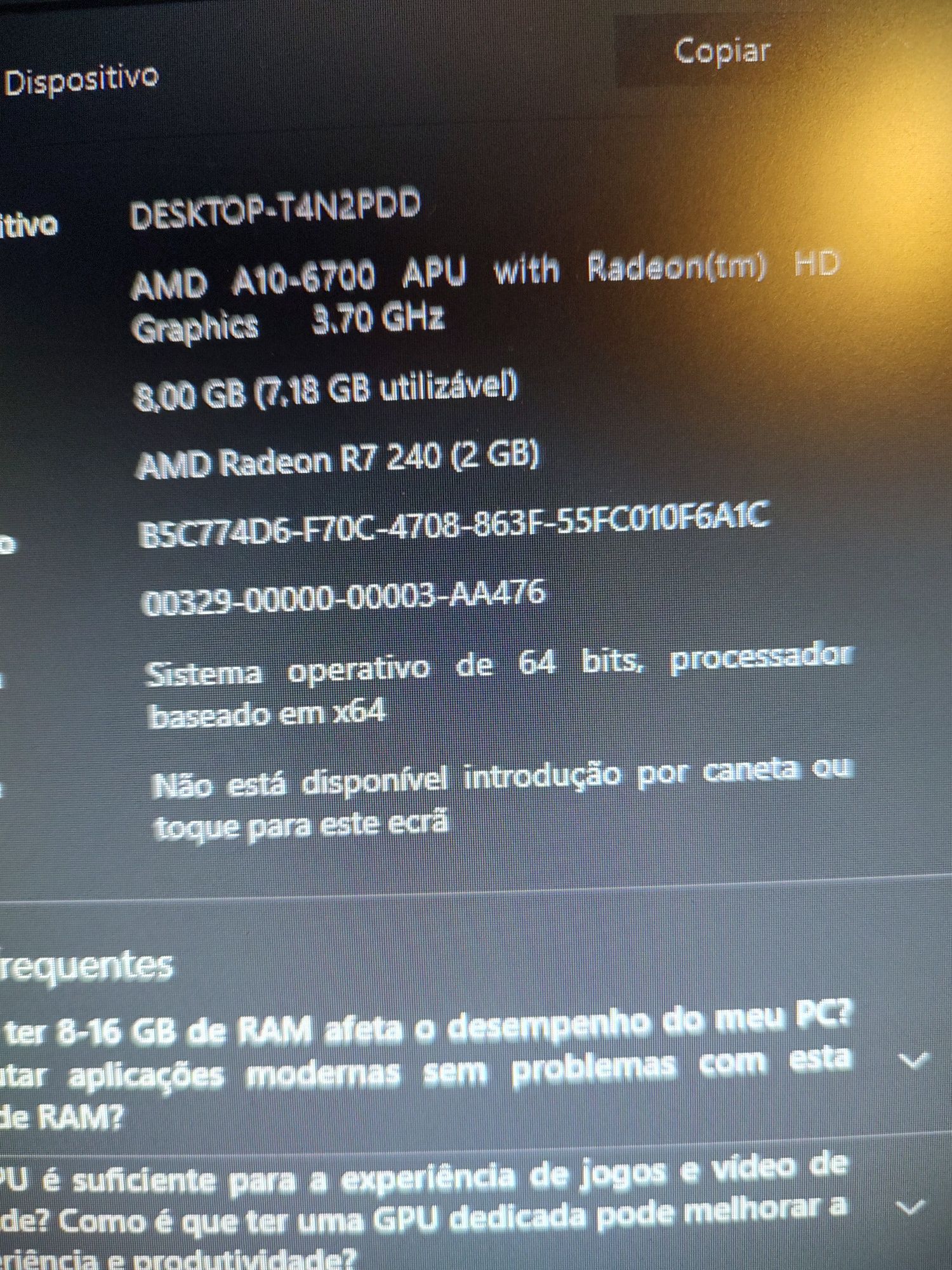 HP Pavilion 500. A10 6700.radeon R7 240. SSD 120gb .8gb RAM.