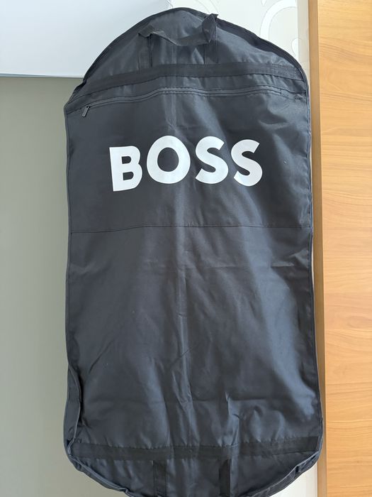 Смокинг Boss синий с черным атласным лацканом