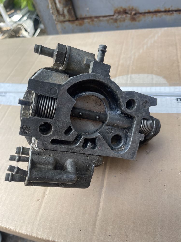 Дроссельная заслонка OPEL VECTRA A 1.6 17093149