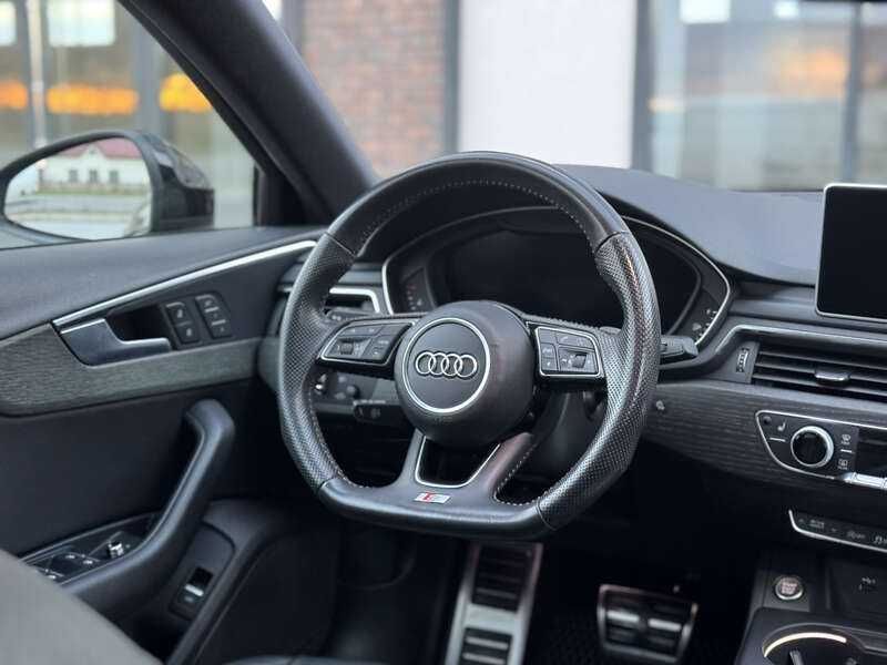 Audi A4 2018 2.0 TFSI Quattro