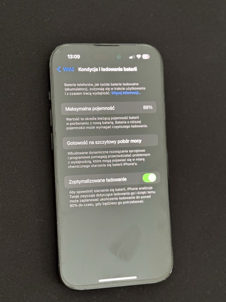Apple Iphone 14 pro space black + case gratis