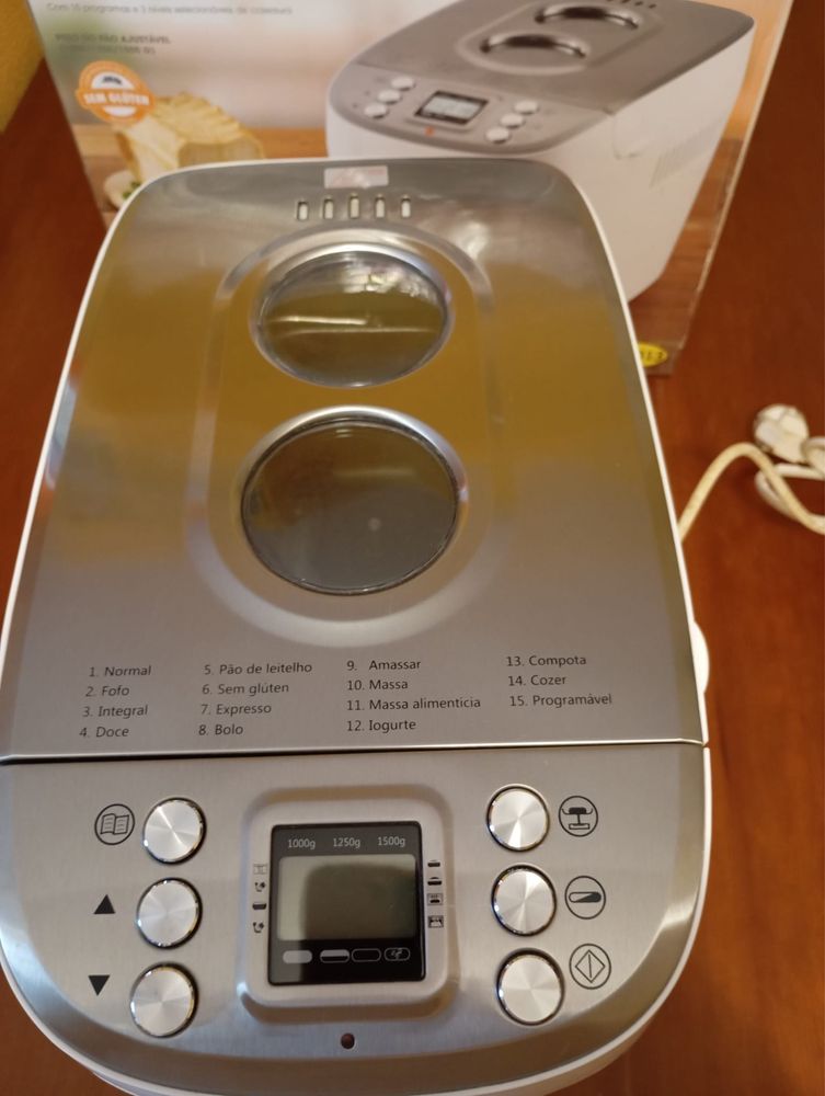 Máquina de fazer pão