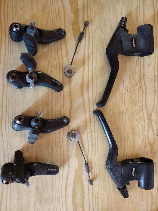 Komplet klamek i hamulców Shimano bl-m201, br-m201  (Shimano 200gs)