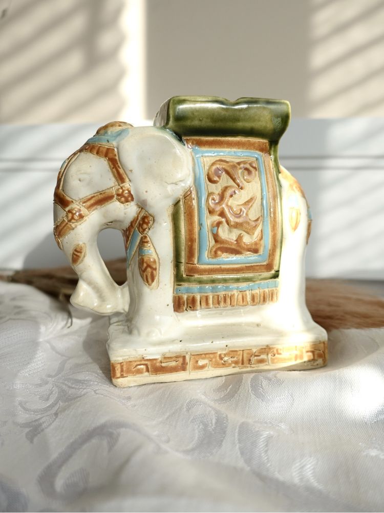 Porcelanowy słoń słonik indyjski popielniczka miniatura vintage