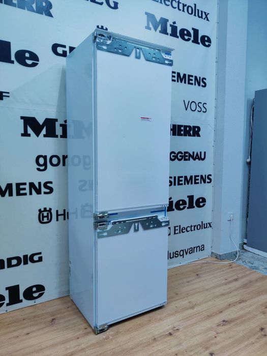 MIELE™ KF37233iD. Вбудований холодильник. Дотяжки. Виставка! 2020 рік