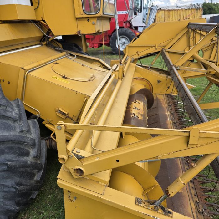 Комбайн зерно збиральний Sampo 600 680 з Фінляндії