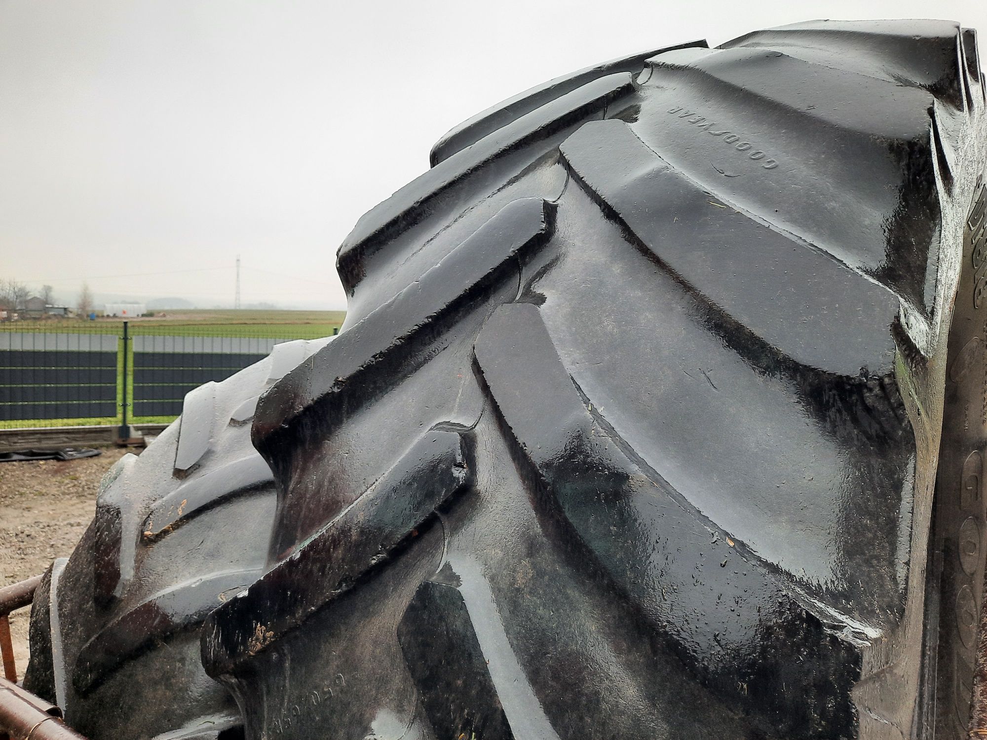 opony 650.65R42 540.65R30 650.65R38 540.65R28 340.85.R28