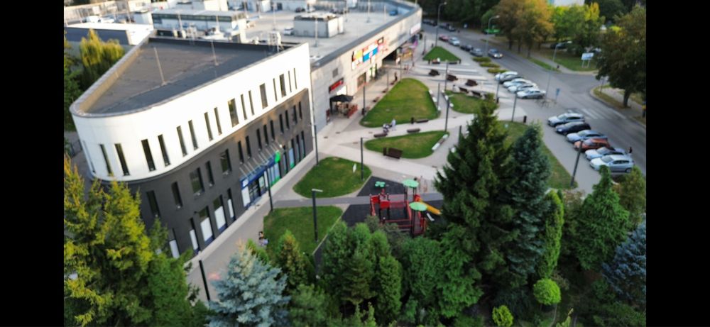 Galeria Krolewska II część biurowo uslugowa, nowy budynek