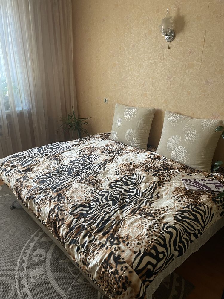 Сдам Посуточно двухкомнатную  ЦЕНТР