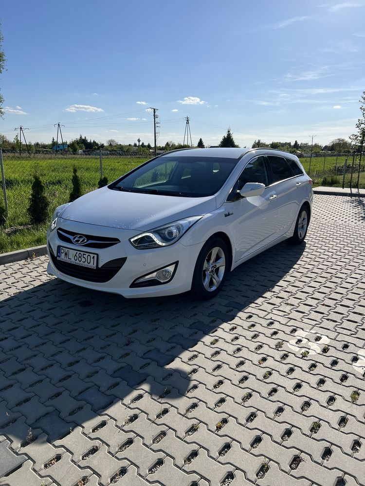 Hyundai i40 Bogata wersja blue 2012  Benzyna 1,6