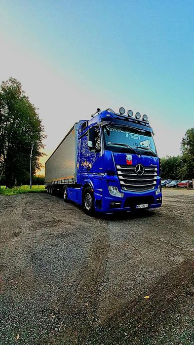 Mercedes-Benz Actros MP4  Mercedes MP4 1851 z 2014 roku