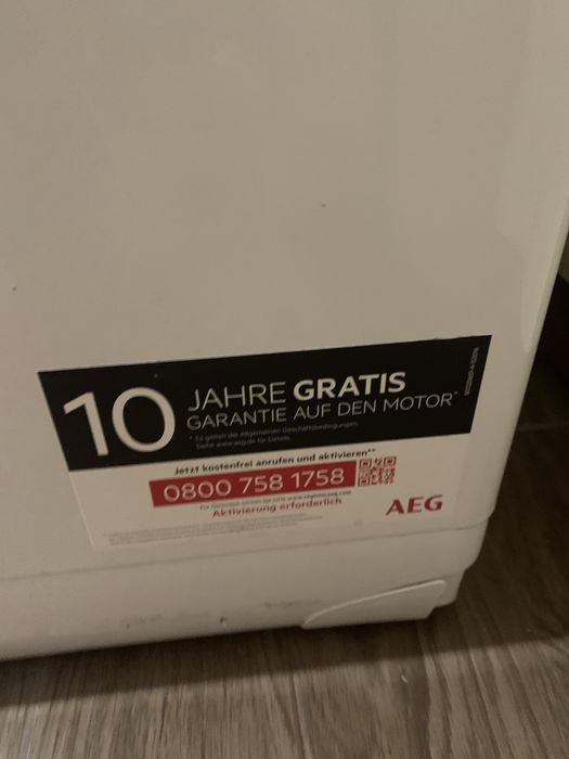 Продам пральну машину пратку  стіралкуAEG