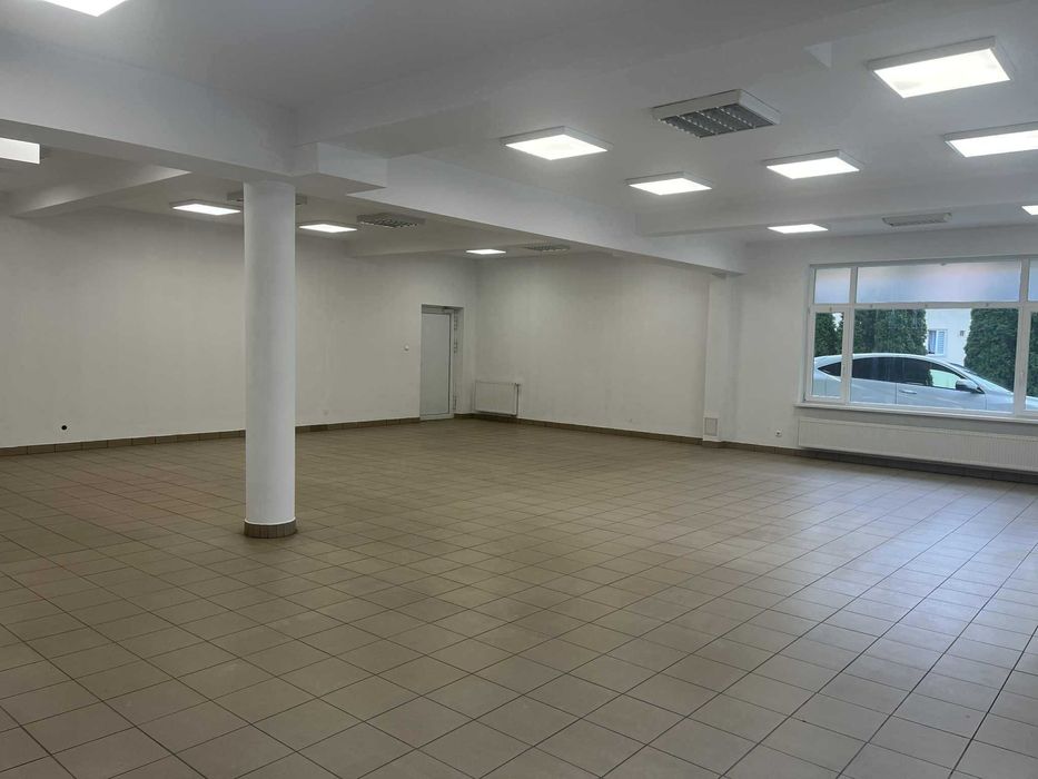 Lokal usługowo- handlowy 124 m2 parter Kętrzyn Kołobrzeska 1 D
