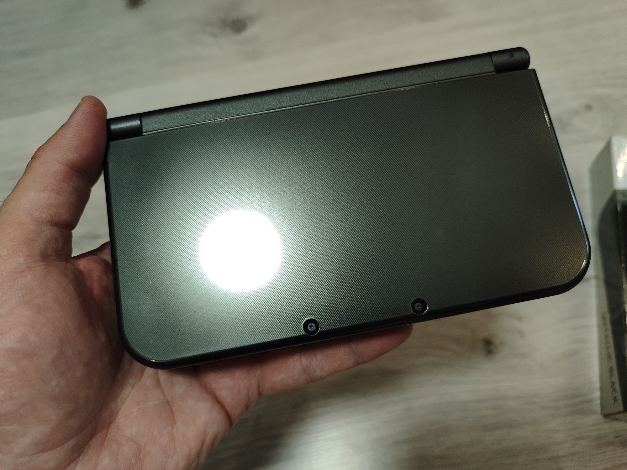 New Nintendo 3DS XL ( LL ) Luma3ds +64gb SD +R4