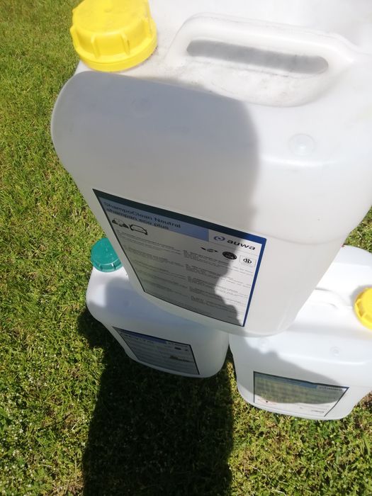 Banki kanistry plastykowe 25 litrów