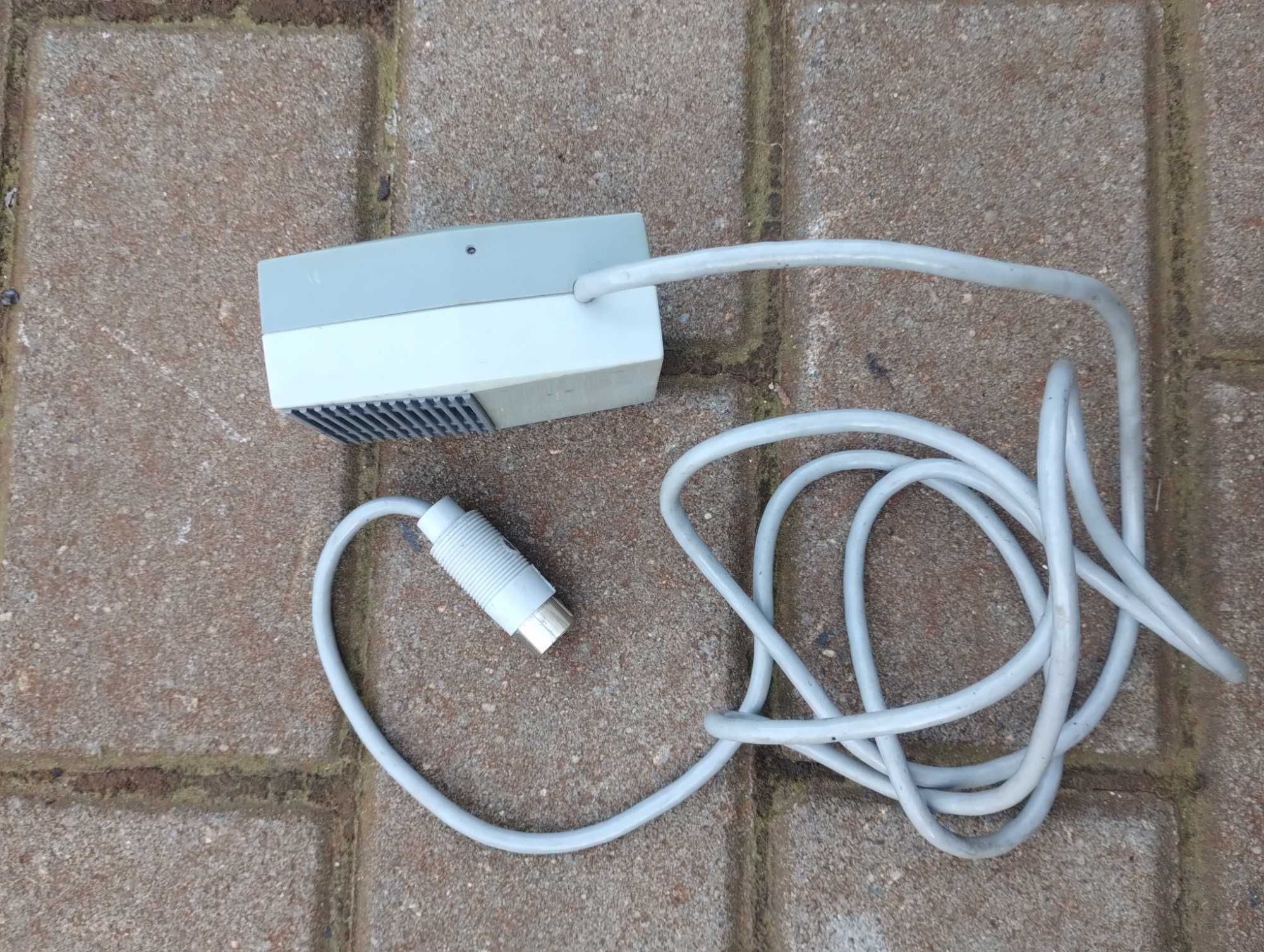 Mikrofon TESLA retro