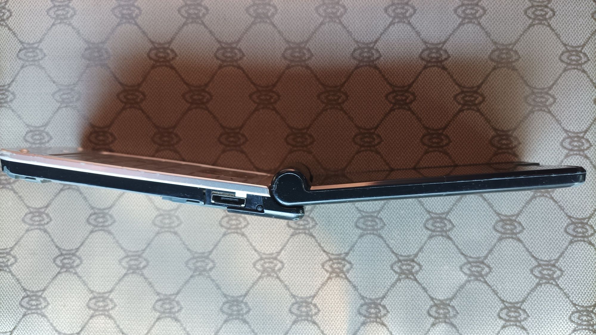 Телефон Sharp 770SH