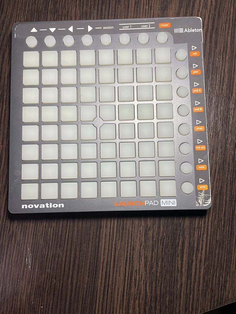 Novation LaunchPad mini