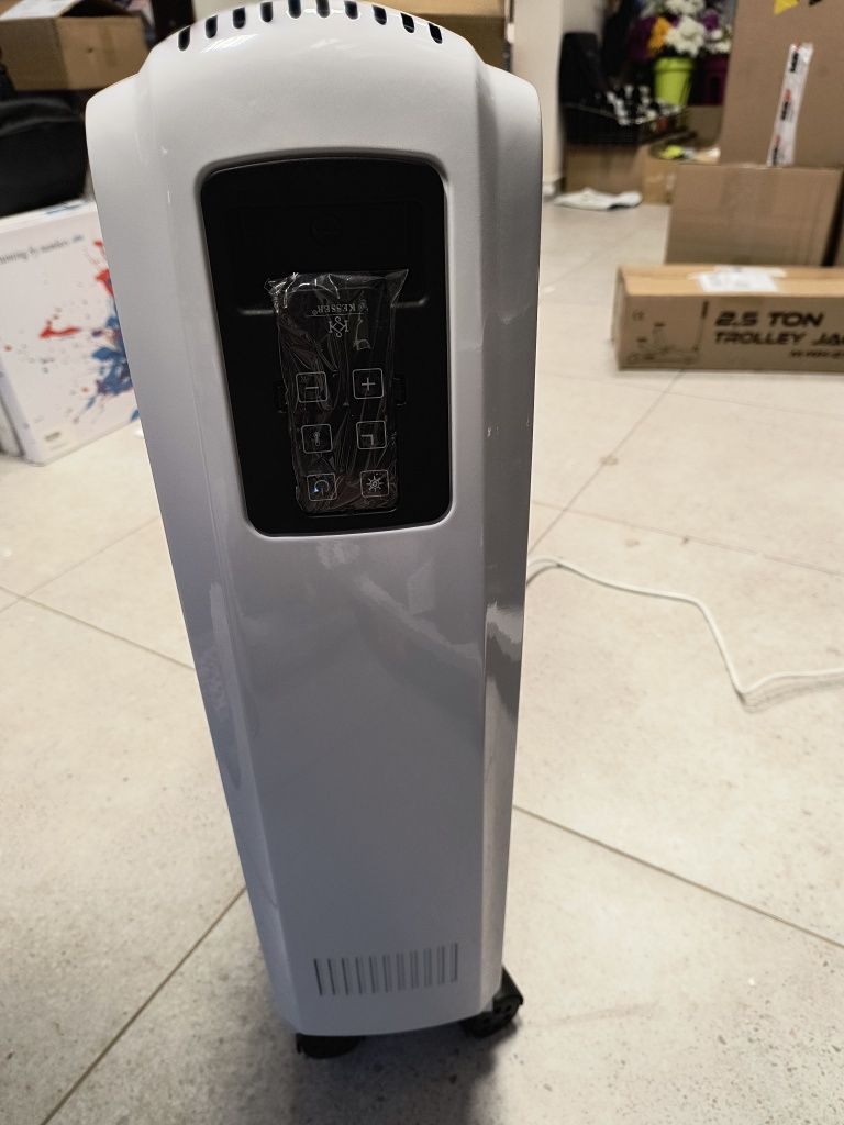 Grzejnik olejowy Kesser 2500W biały