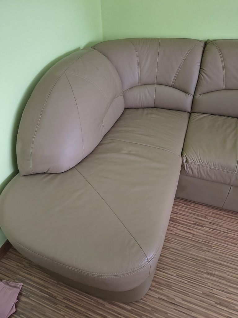 Narożnik rozkładany ze skrzynią