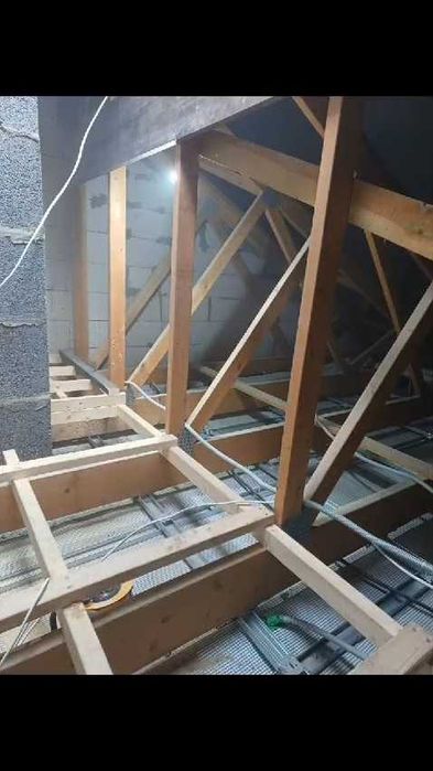 Wdmuchiwanie wełny celulozy ocieplanie docieplanie poddasza naprawa