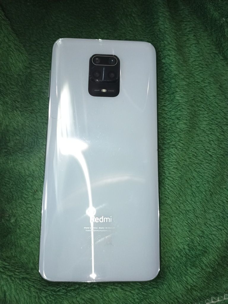 Телефон Redmi Note 9S