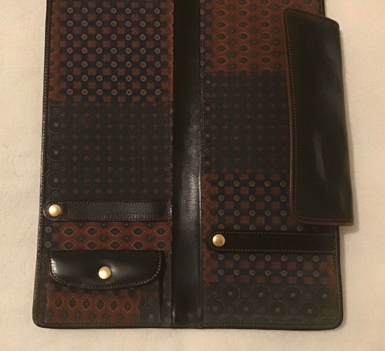 Estojo para gravatas marca Farc