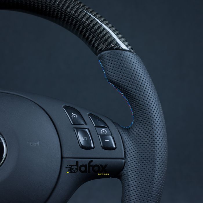 Kierownica BMW E46 M3 E39 M5 E53 Carbon ścięta modyfikacja dafox