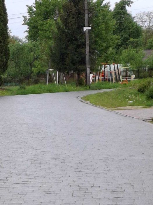 Продам будинок в мальовничому  селі  Страдч, неподалік Львова