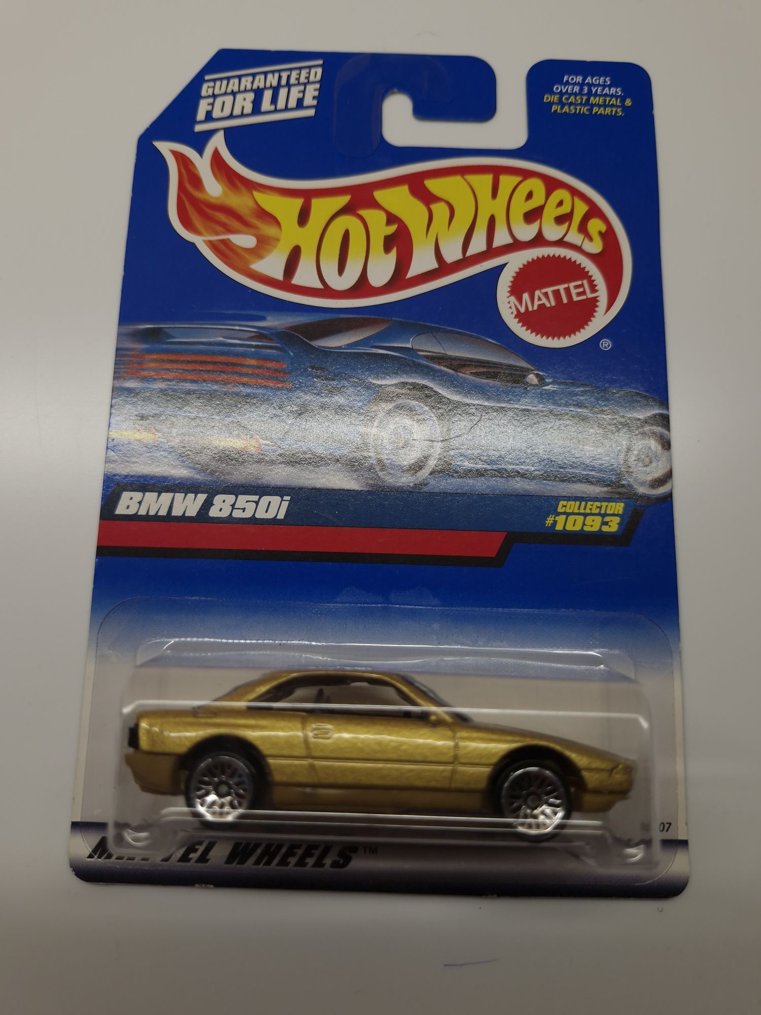 Hot wheels bmw 850i