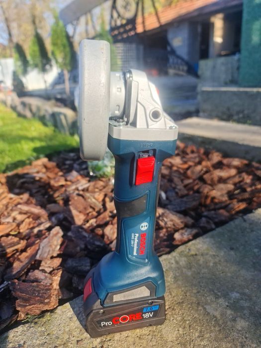 Безщіткова акумуляторна УШМ Bosch 2024р.