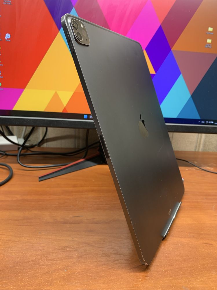 Планшет Apple Ipad Pro 12.9 gen4 2020 wi-fi 512gb A2229