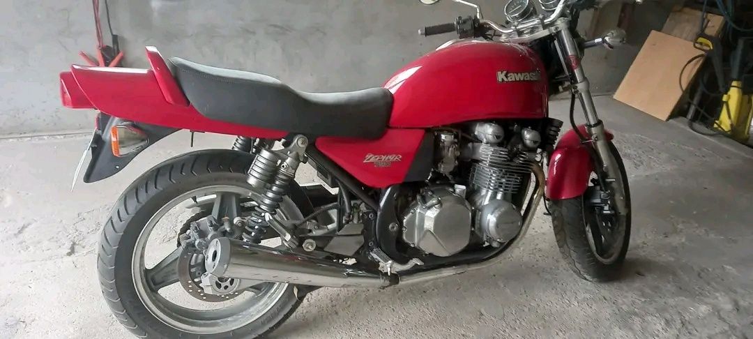 Motocykl Kawasaki Zefir 750