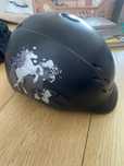 Kask jeździecki marki Uwex