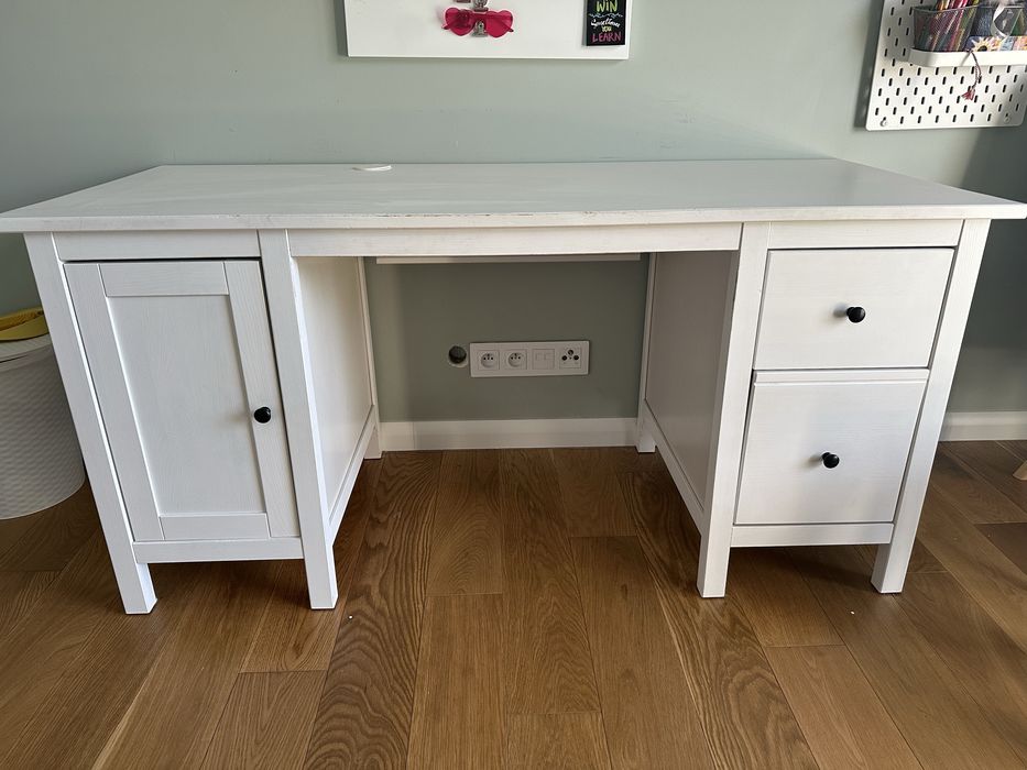 Biurko białe Hemnes